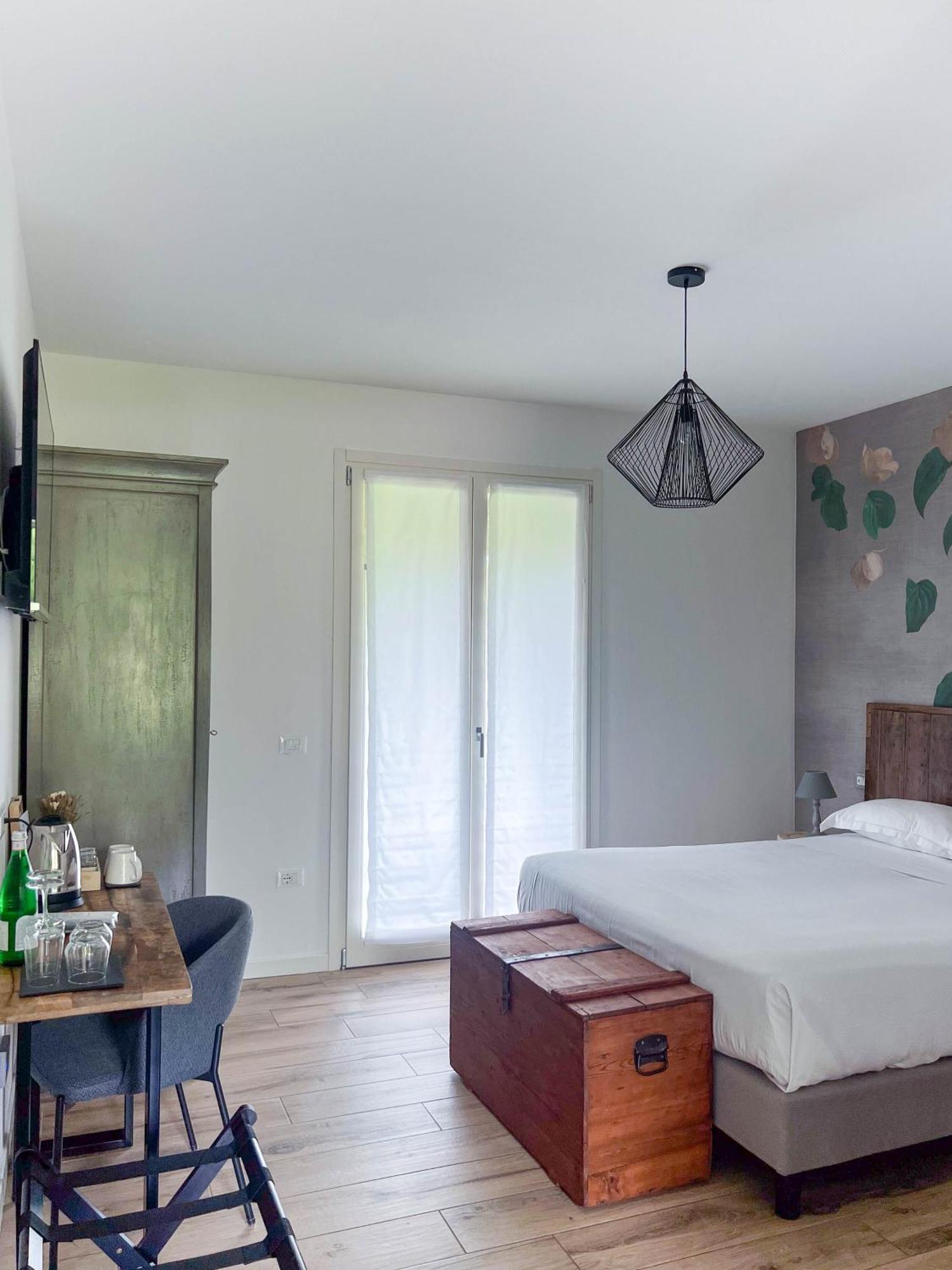 Bed&Breakfast Le Giale Castelnuovo del Garda Chambre photo